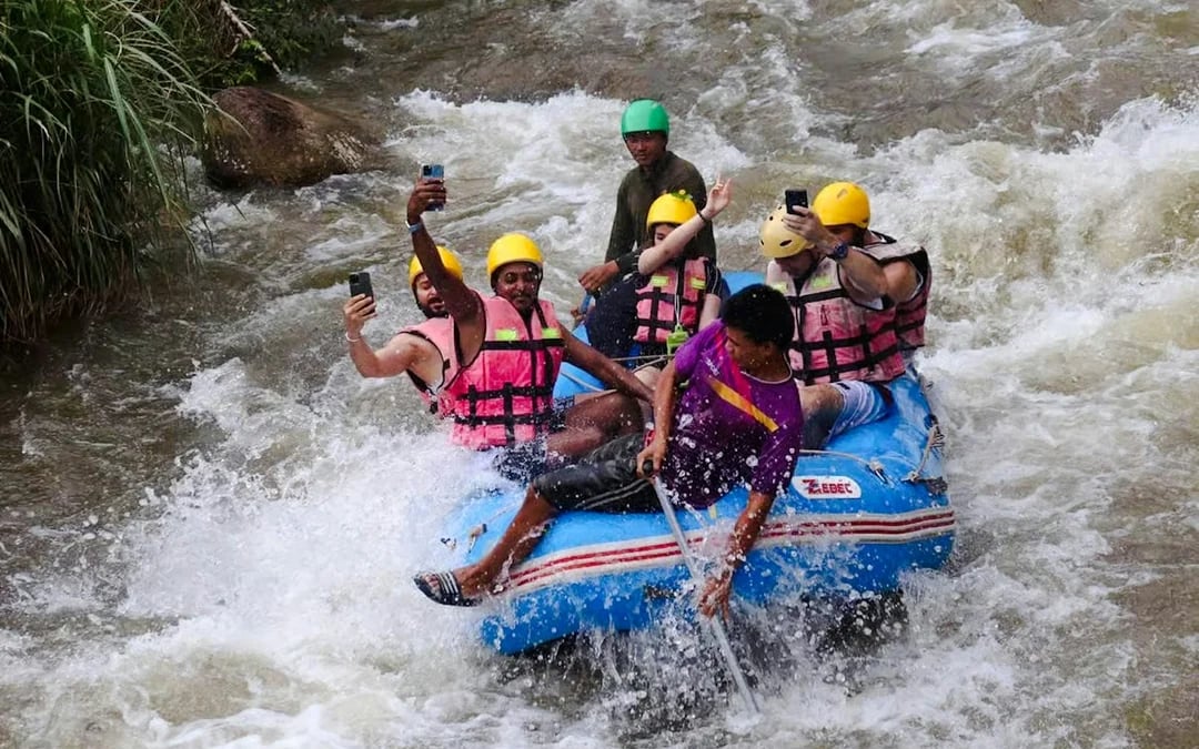 From Phuket: Phang Nga 5-km White-Water Rafting and 30-Min ATV with Zipline and Wat Suwan Khuha Image 6