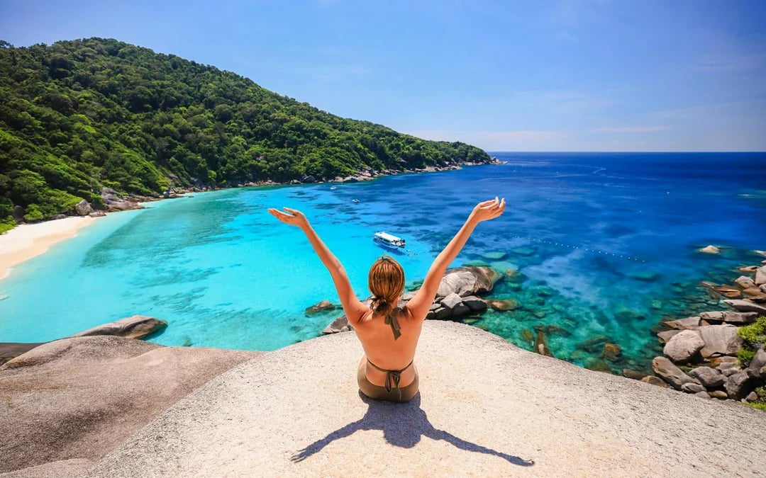 From Phuket: Similan Islands Speedboat Tour with Breakfast, Lunch & Transfers
 Image 6