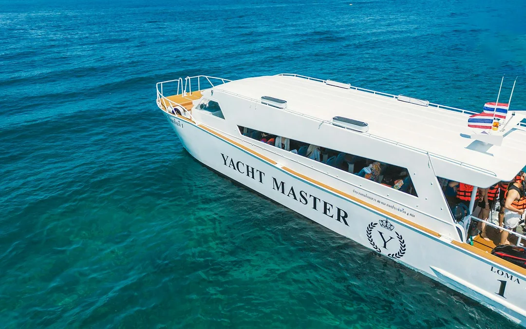 From Phuket: Sunset Tour of Phi Phi, Maya Bay & Bamboo Island by Premium Speed Catamaran with Lunch & Hotel Transfers Image 12