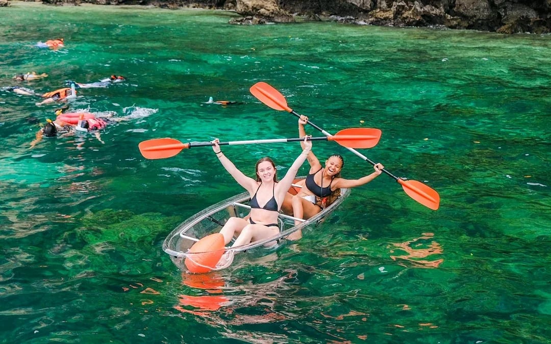 From Phuket: Sunset Tour of Phi Phi, Maya Bay & Bamboo Island by Premium Speed Catamaran with Lunch & Hotel Transfers Image 10