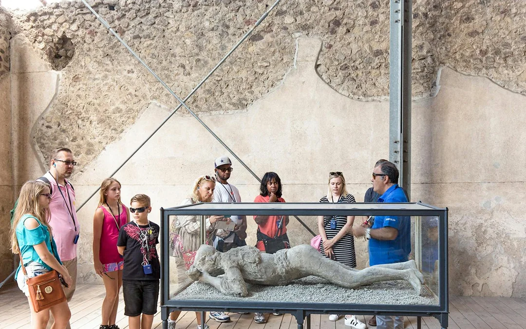 From Pompeii: Pompeii and Herculaneum Guided Tour with Transfers Image 3