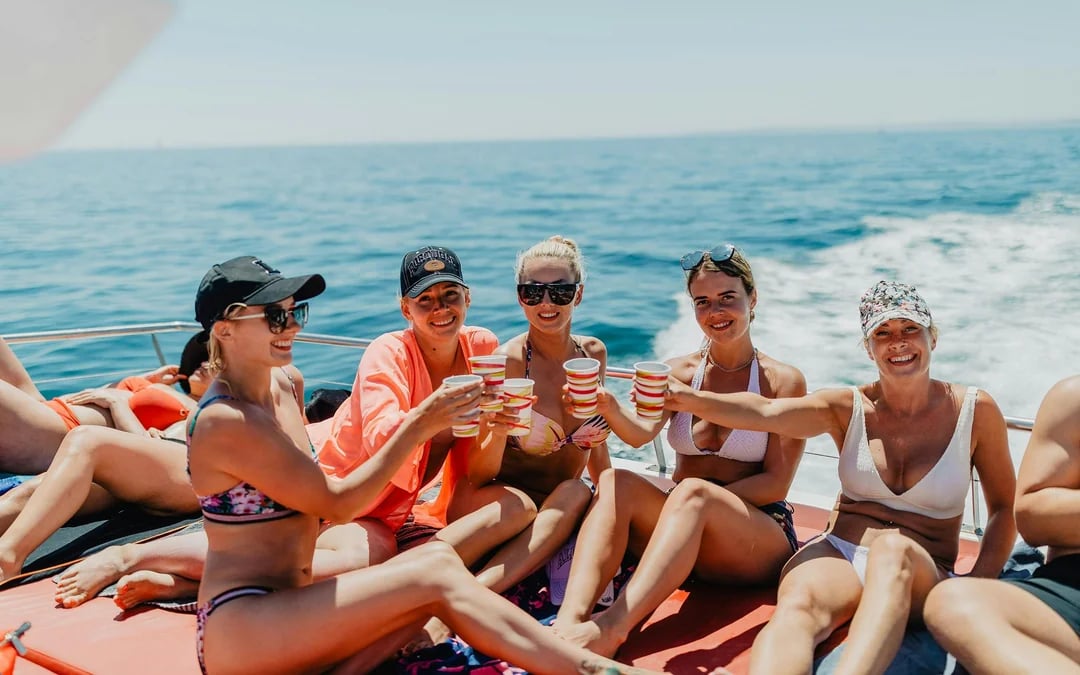 From Portimão: Benagil Cave and Coastline Catamaran Cruise with Brunch Option Image 5