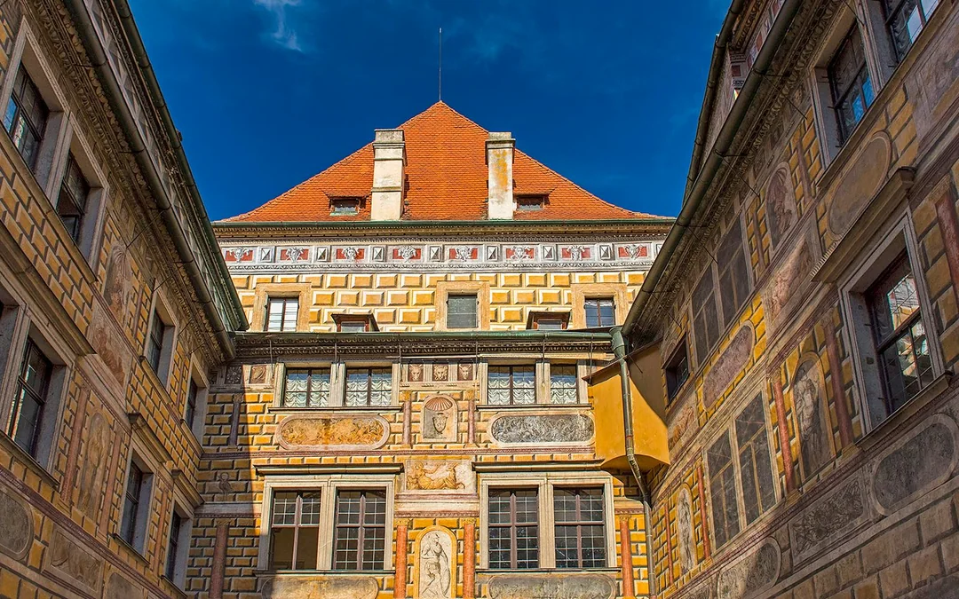 From Prague: Cesky Krumlov Guided Tour with Optional Castle Entry Image 3