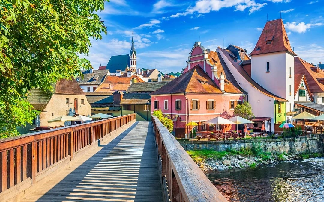 From Prague: Cesky Krumlov Guided Tour with Optional Castle Entry Image 6