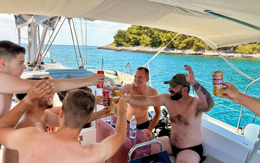 From Pula: Small-Group Brijuni Islands Sailing Adventure with Snorkeling, SUP and Cliff Jumping Image 4