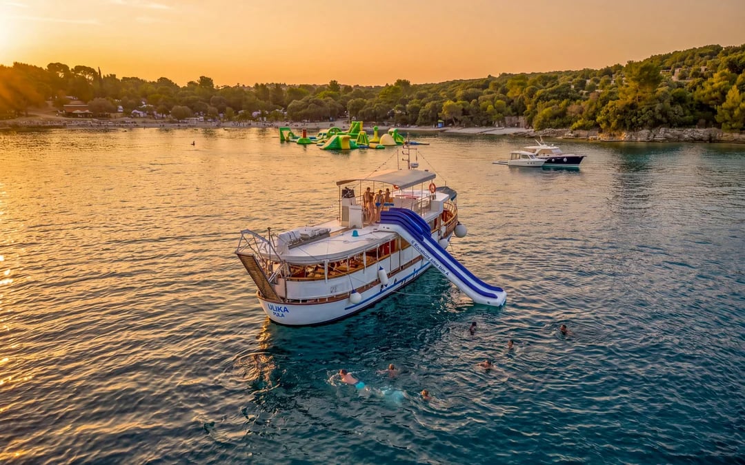 From Pula: Sunset and Dolphin Cruise around Brijuni Islands with Drinks & Dinner Option  Image 4