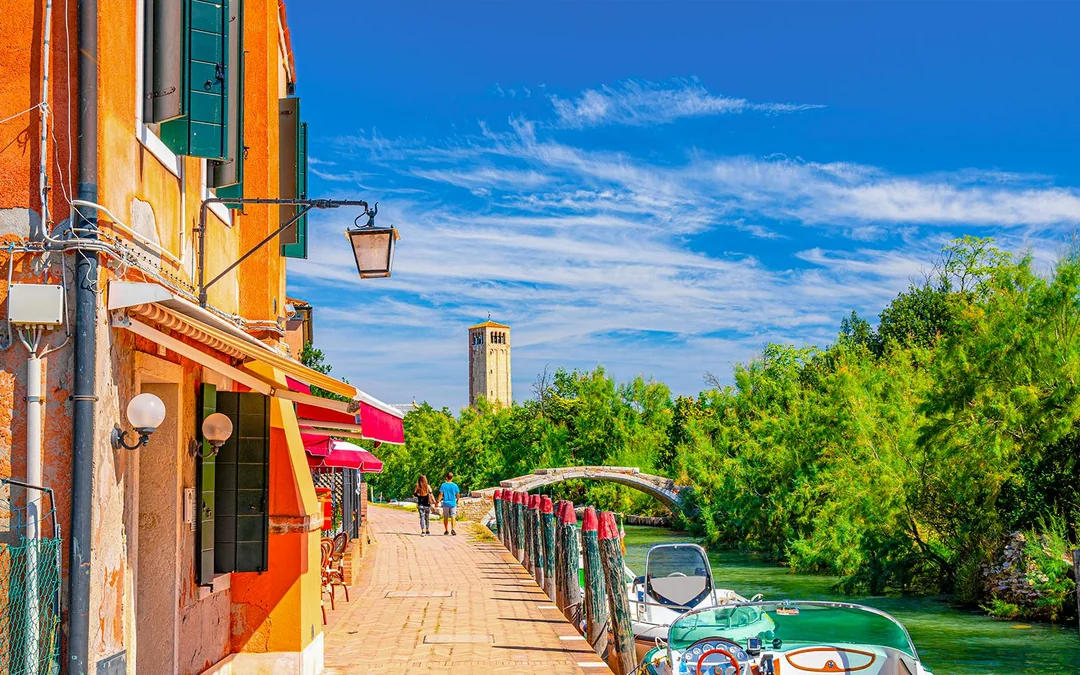From Punta Sabbioni: Murano, Burano & Torcello Islands Boat Tour with Glass Blowing Image 10