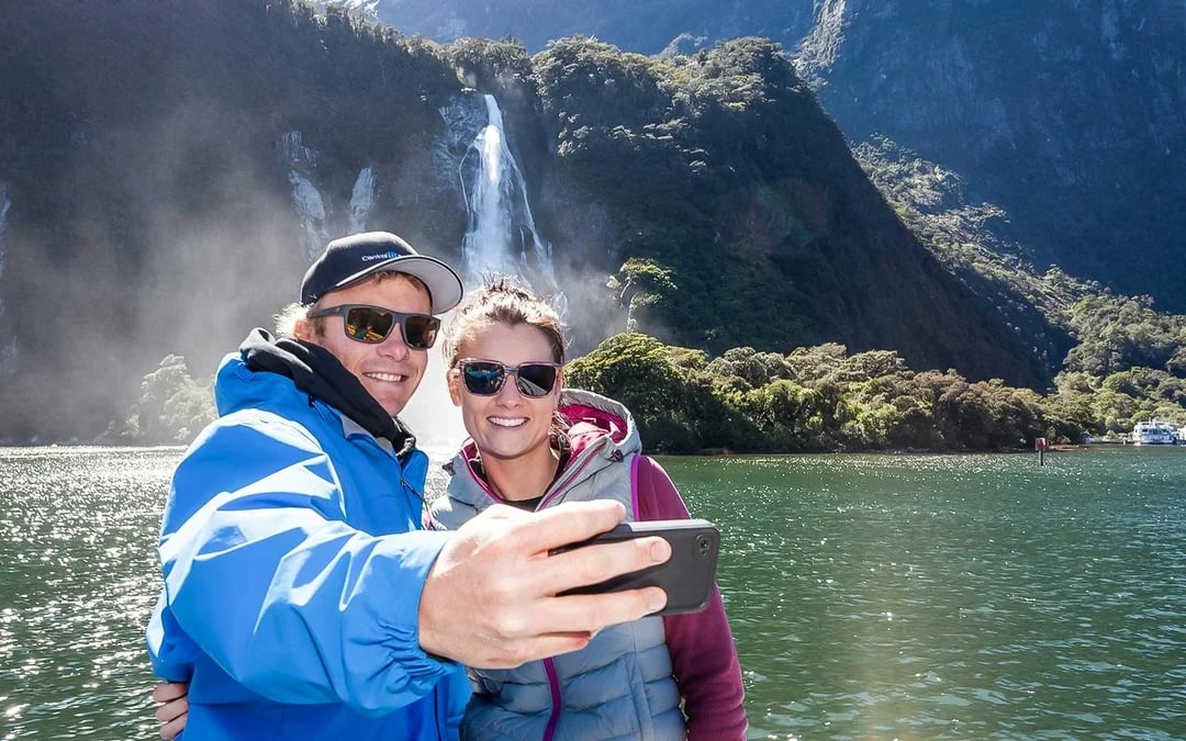 From Queenstown: Milford Sound Premium Small Group Tour with Cruise & Lunch Image 2