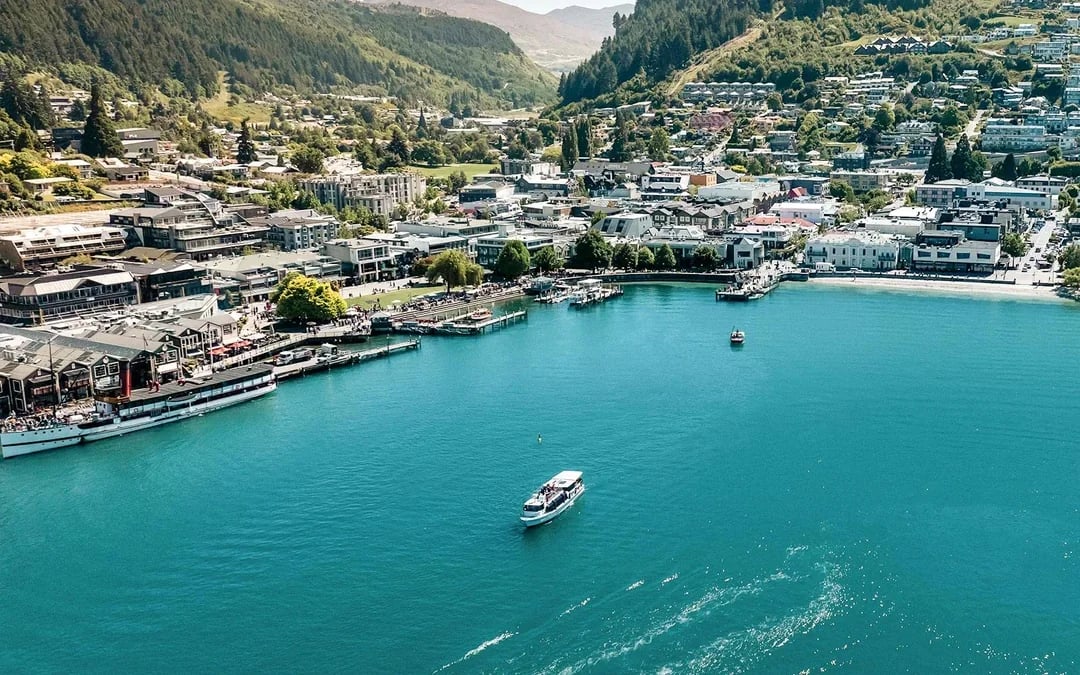 From Queenstown: Million Dollar Cruise Image 10