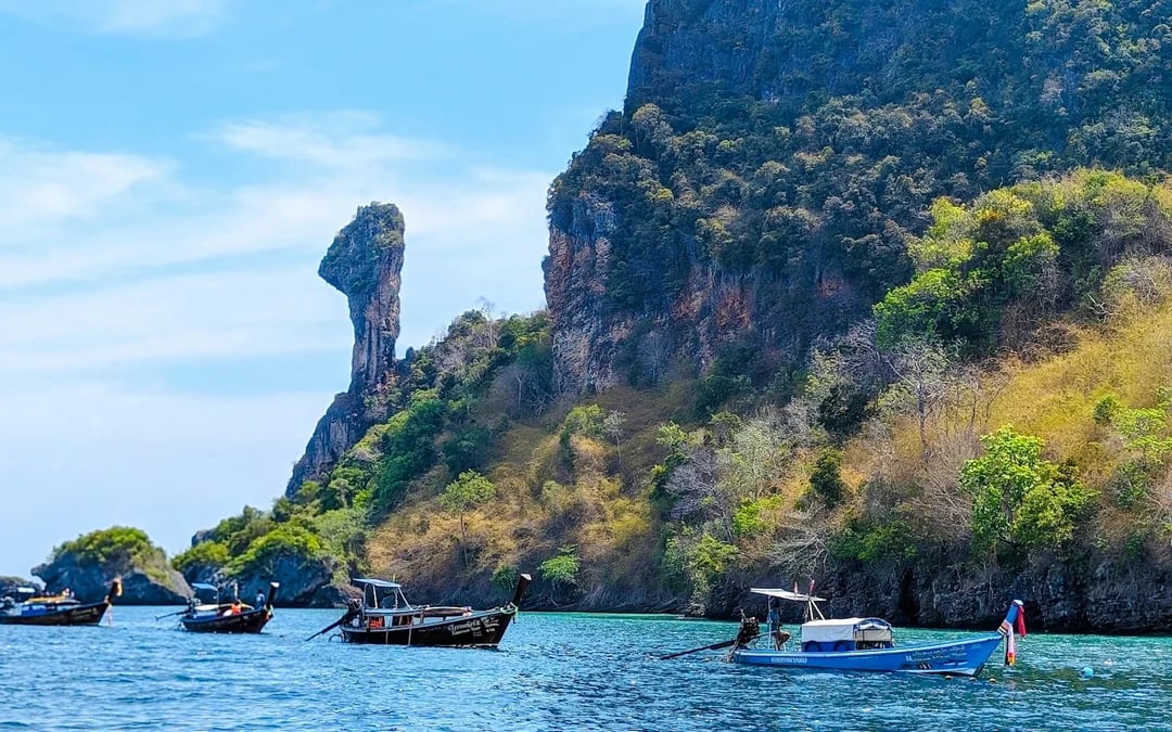 From Railay: Private Longtail Boat Island-Hopping Tour Image 5