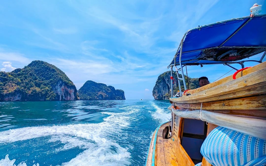 From Railay: Private Longtail Boat Island-Hopping Tour Image 6