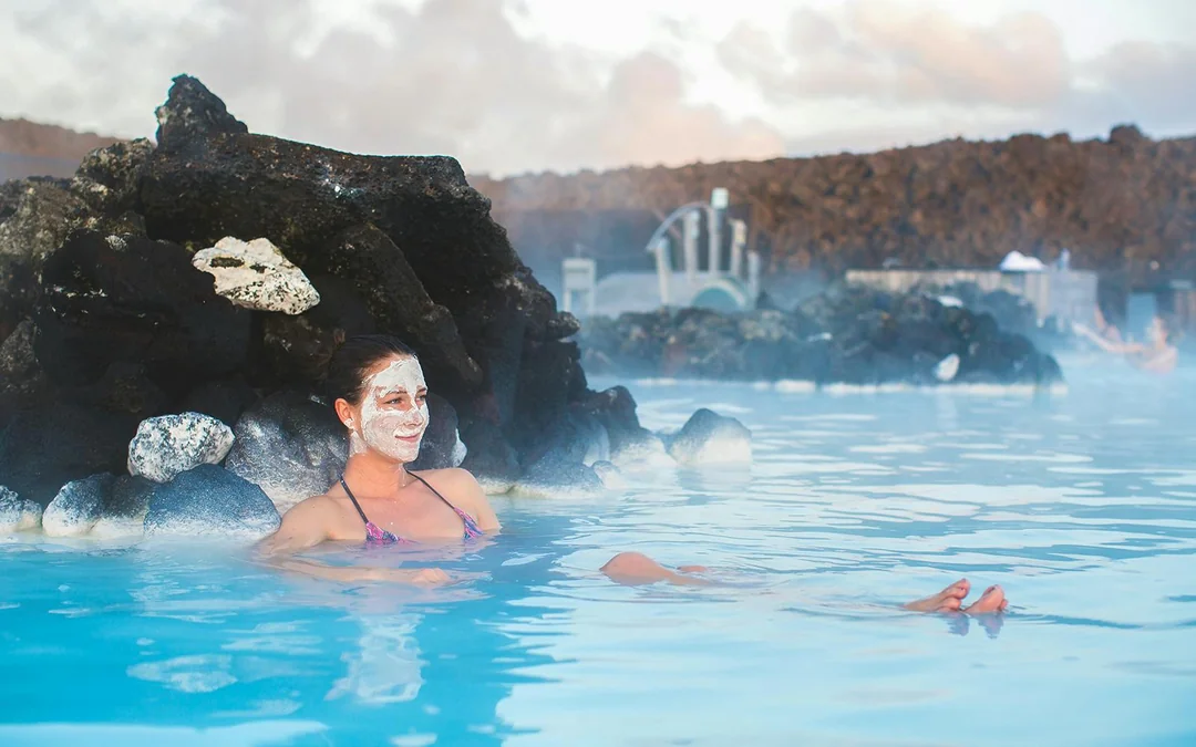 From Reykjavik: Blue Lagoon Admission Tickets +Golden Circle Tour with Transfers Image 3