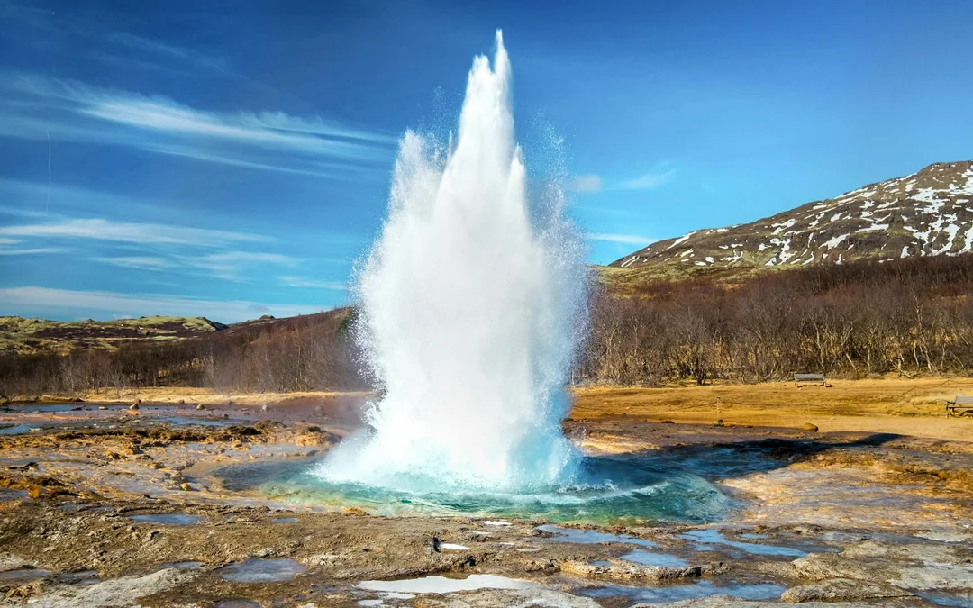 From Reykjavik: Blue Lagoon Admission Tickets +Golden Circle Tour with Transfers Image 4