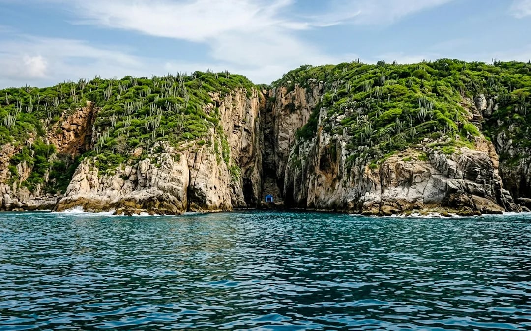 From Rio de Janeiro: Arraial do Cabo Day Trip with Boat Cruise and Lunch Image 4