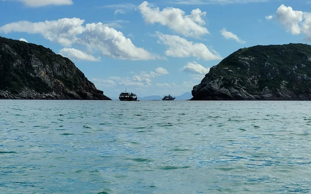From Rio de Janeiro: Arraial do Cabo Day Trip with Boat Tour and Lunch Image 4