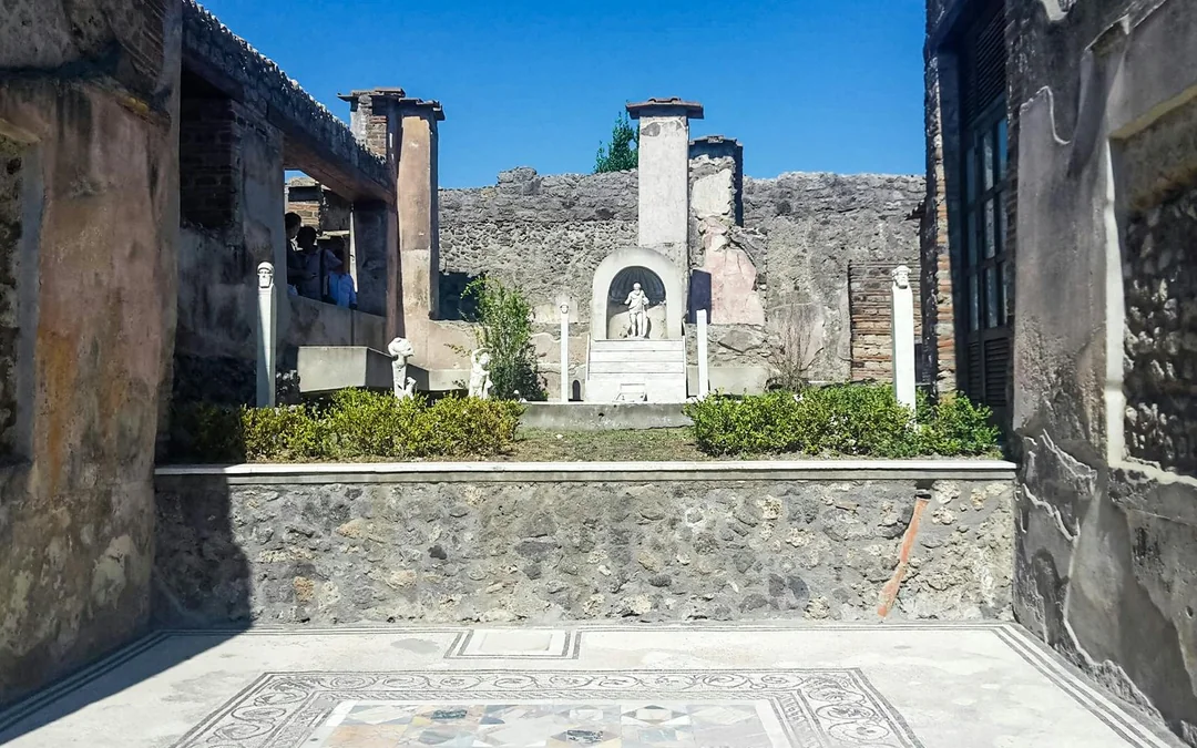 From Rome: Pompeii Day Trip with Guided Tour Image 4