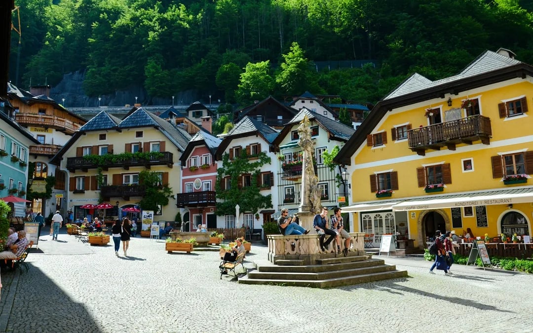 From Salzburg: Private Hallstatt Day Trip Image 2