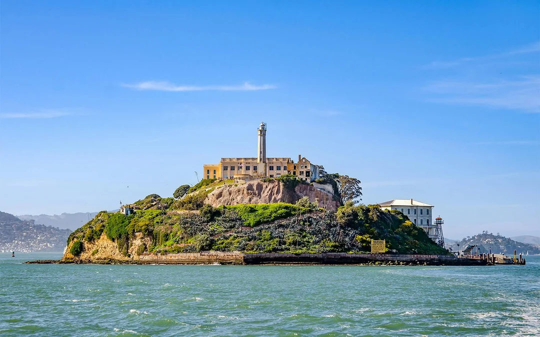 From San Francisco: Alcatraz, Aquarium of the Bay & Yosemite 2-Day Trip Image 3