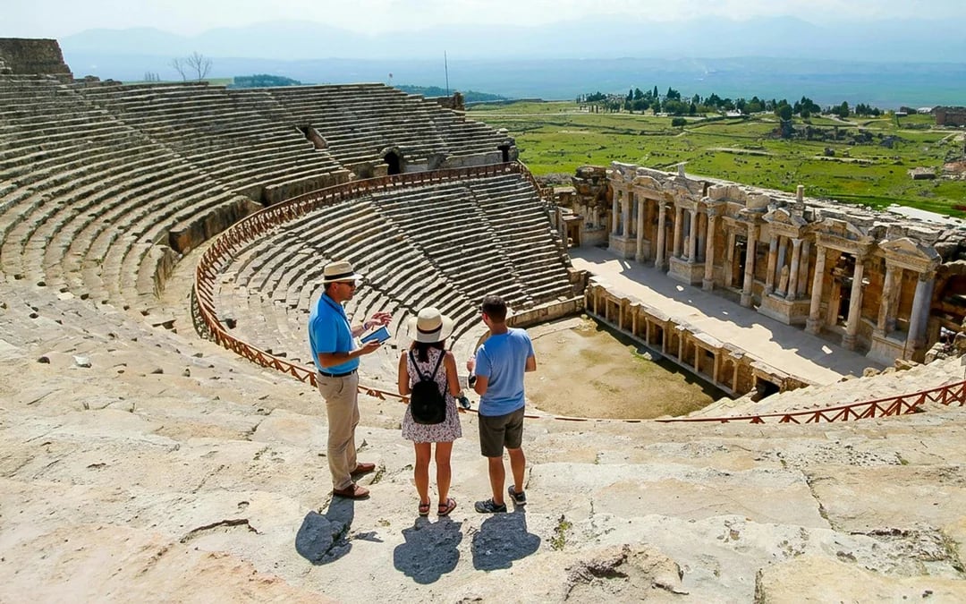 From Selcuk/Kusadasi/Izmir: Pamukkale & Hierapolis Full-Day Tour Image 1