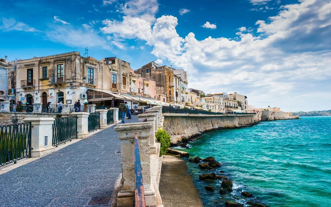 From Siracusa: Valley of the Temples and Stair of the Turks Full-Day Tour Image 2
