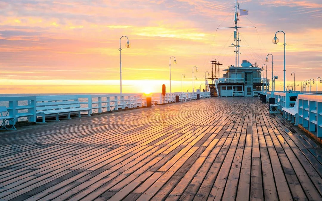 From Sopot: Sunset Cruise from the Pier with Prosecco Image 8