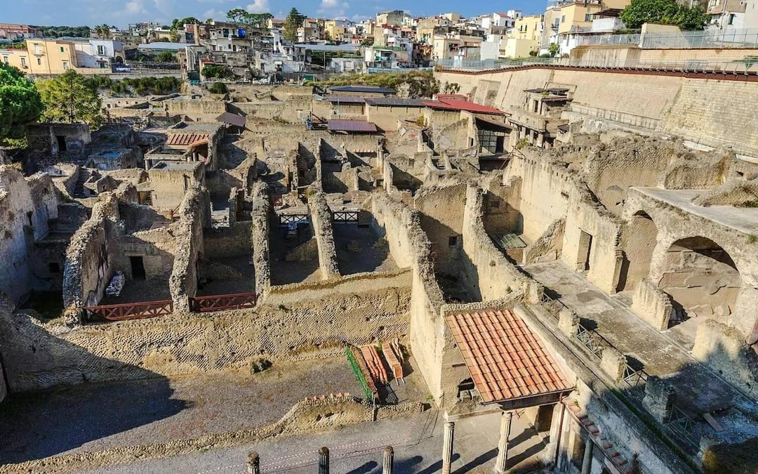 From Sorrento: Herculaneum Archaeological Park Guided Tour with Transfers Image 1