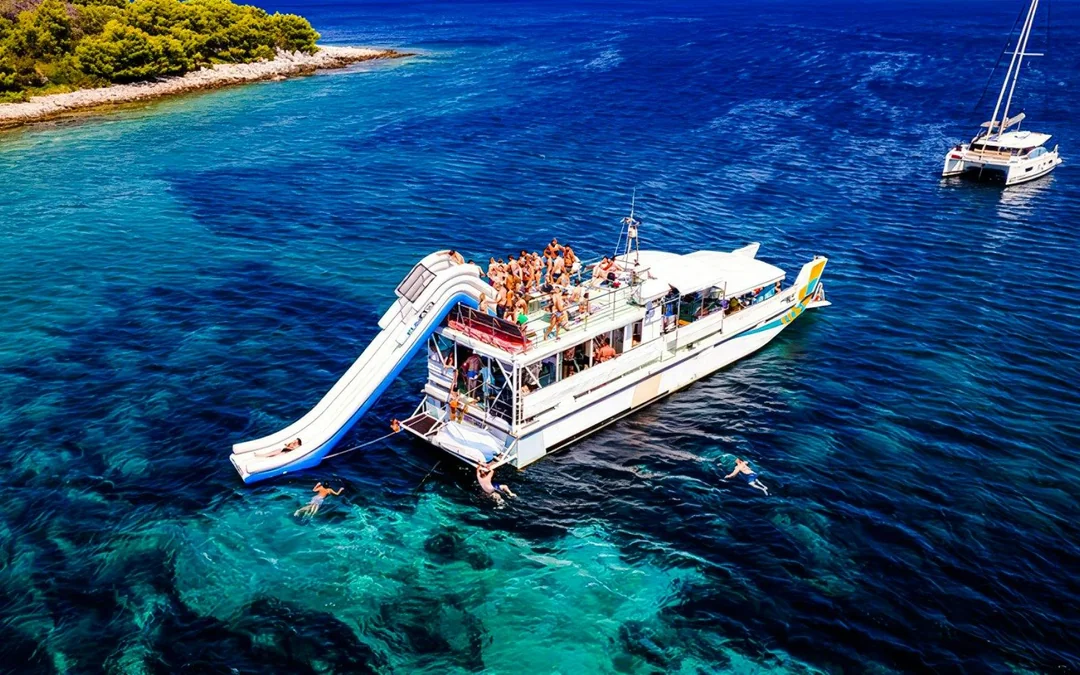 From Split: Blue Lagoon, Ciovo & Solta Boat Tour with Lunch & Drinks Image 3
