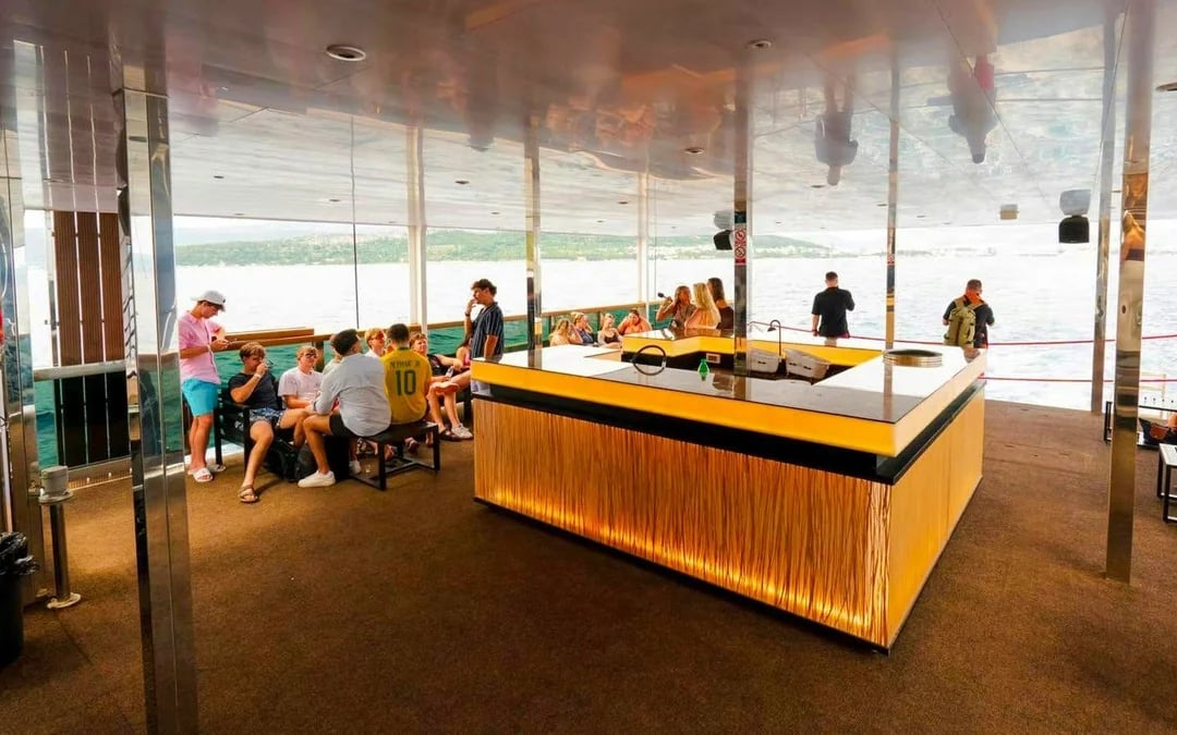 From Split: Blue Lagoon Yacht Party with Swim Stop, DJs & Nightclub Entry Image 8