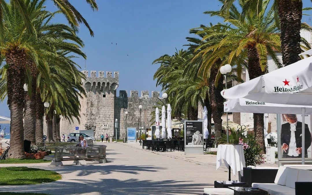 From Split: Guided Tour of Klis Fortress and Trogir Old Town with Panoramic Photo Stop and Transfers Image 8
