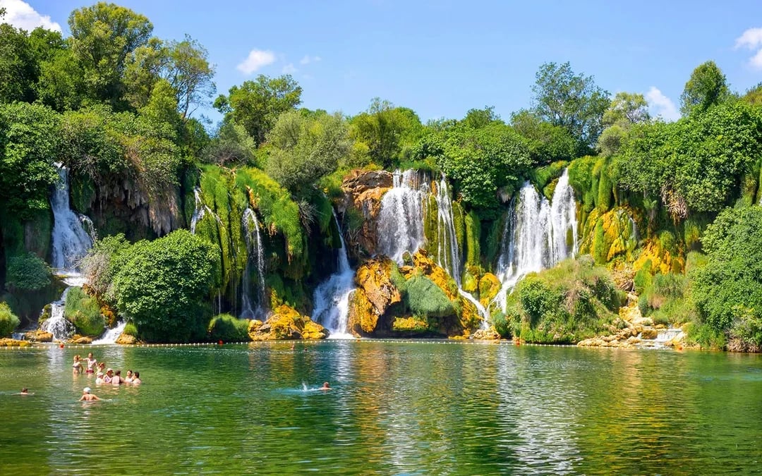 From Split: Kravica Waterfalls, Mostar and Počitelj Day Trip Image 7