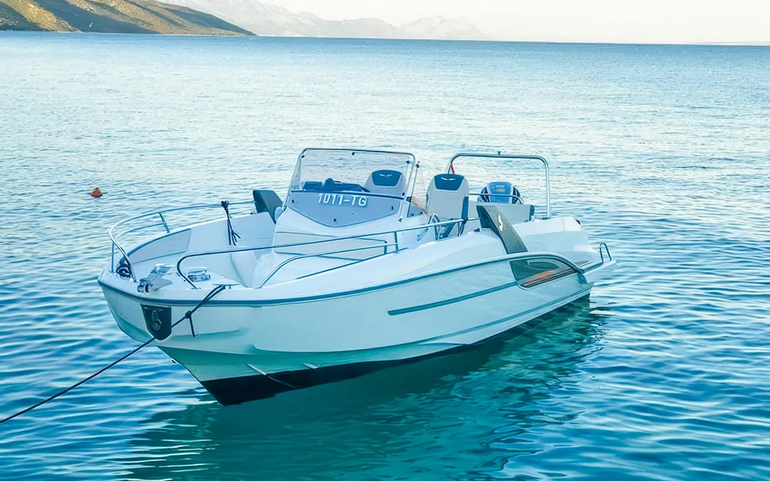 From Split/Trogir: Blue Lagoon, Solta & Trogir Speedboat Tour Image 8