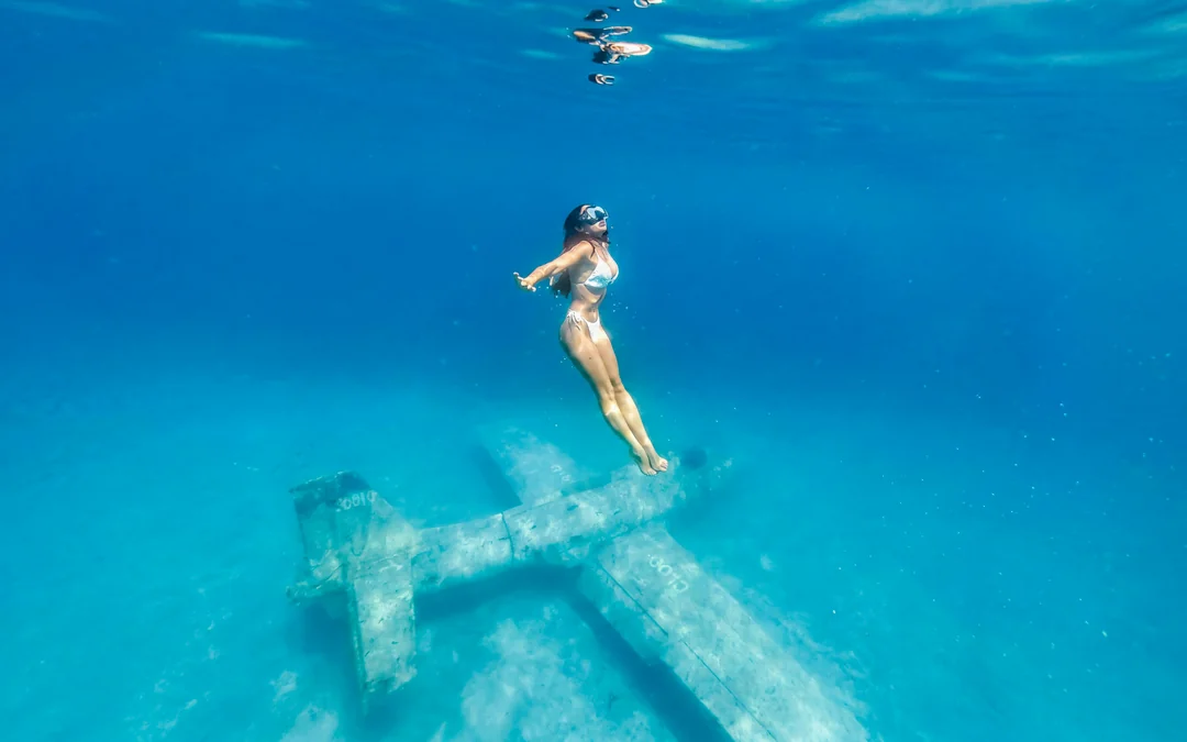 From Split: Underwater Museum Boat Tour with Beach Resort & Aqua Park Access Image 1