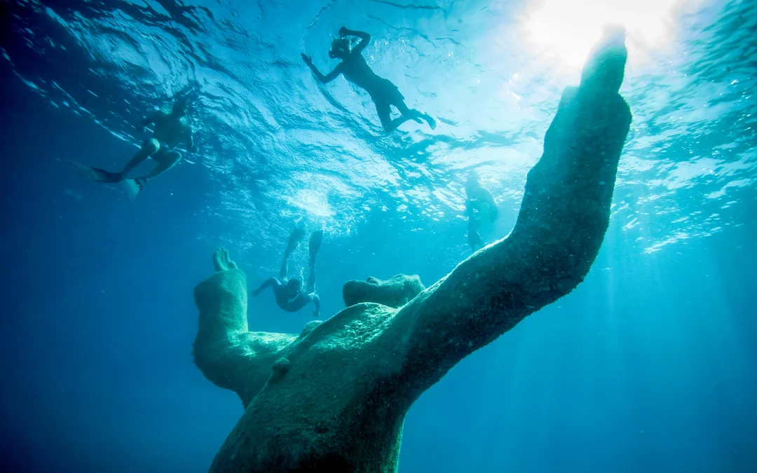 From Split: Underwater Museum Boat Tour with Beach Resort & Aqua Park Access Image 2