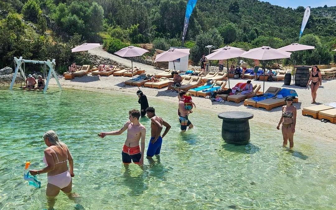 From Split: Underwater Museum Boat Tour with Beach Resort & Aqua Park Access Image 4
