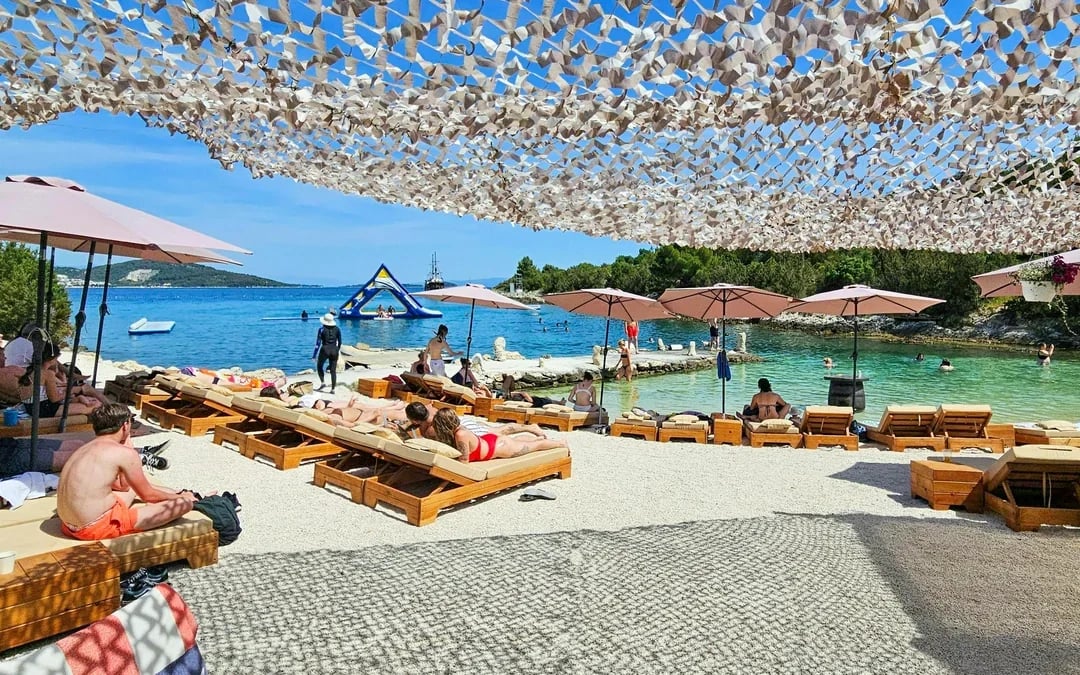 From Split: Underwater Museum Boat Tour with Beach Resort & Aqua Park Access Image 6