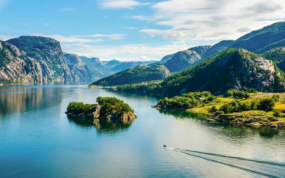 From Stavanger: RIB Tour to Lysefjord Image 5