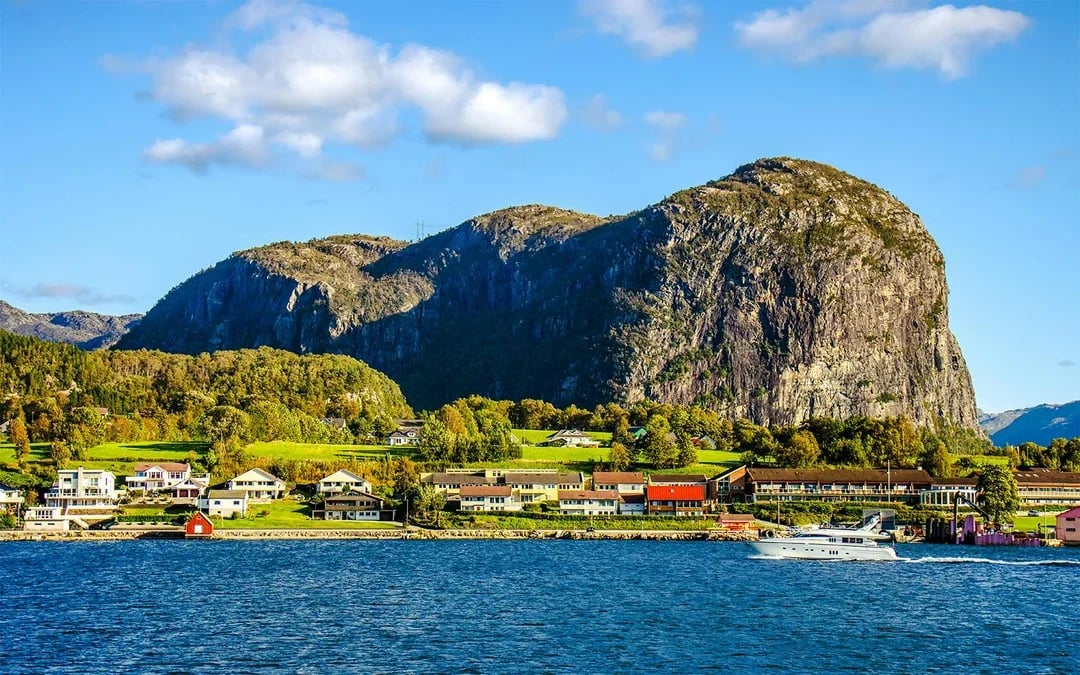 From Stavanger: RIB Tour to Lysefjord Image 8
