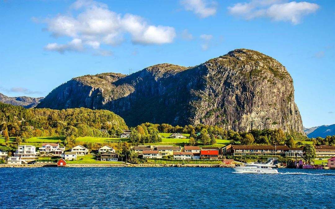From Stavanger: RIB Tour to Lysefjord Image 8