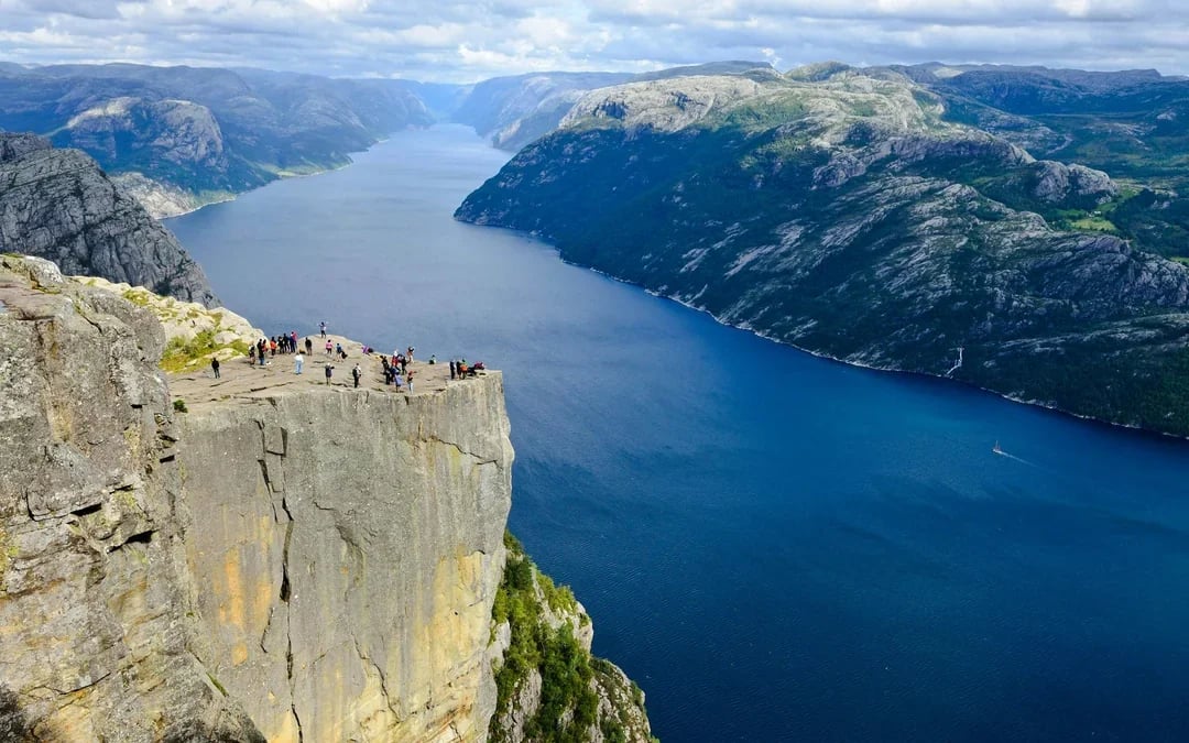 From Stavanger: Silent Lysefjord & Pulpit Rock Cruise Image 2