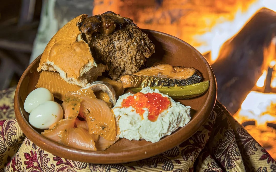 From Tallinn: Estonian Food and Drinks Tour with Local History Image 1