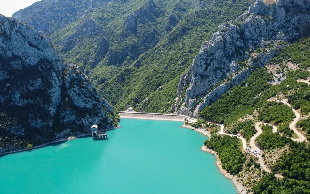From Tirana: Bovilla Lake & Gamti Mountain Hiking Day Trip by Minivan Image 3