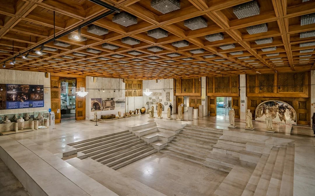 From Veliko Tarnovo: Sofia and Boyana Private Guided Tour Image 8