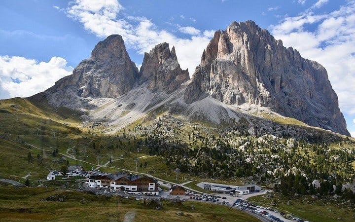 From Verona: Dolomites Guided Bus Tour with Panoramic Viewpoints and Village Stops Image 10