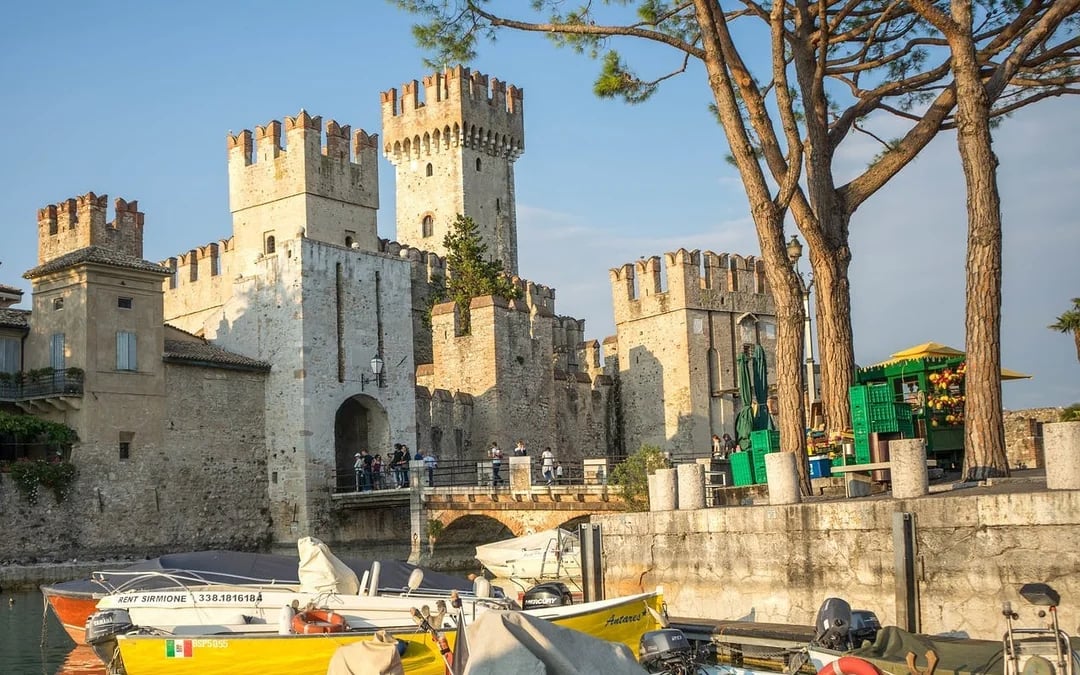 From Verona: Sirmione, Lazise and Madonna della Corona Sanctuary full-day tour Image 1