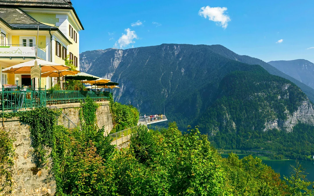 From Vienna: Hallstatt & Alpine Peaks Day Trip with Skywalk Lift Image 5