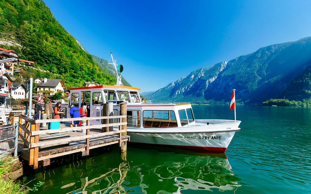 From Vienna: Hallstatt Day Trip by Bus
 Image 4