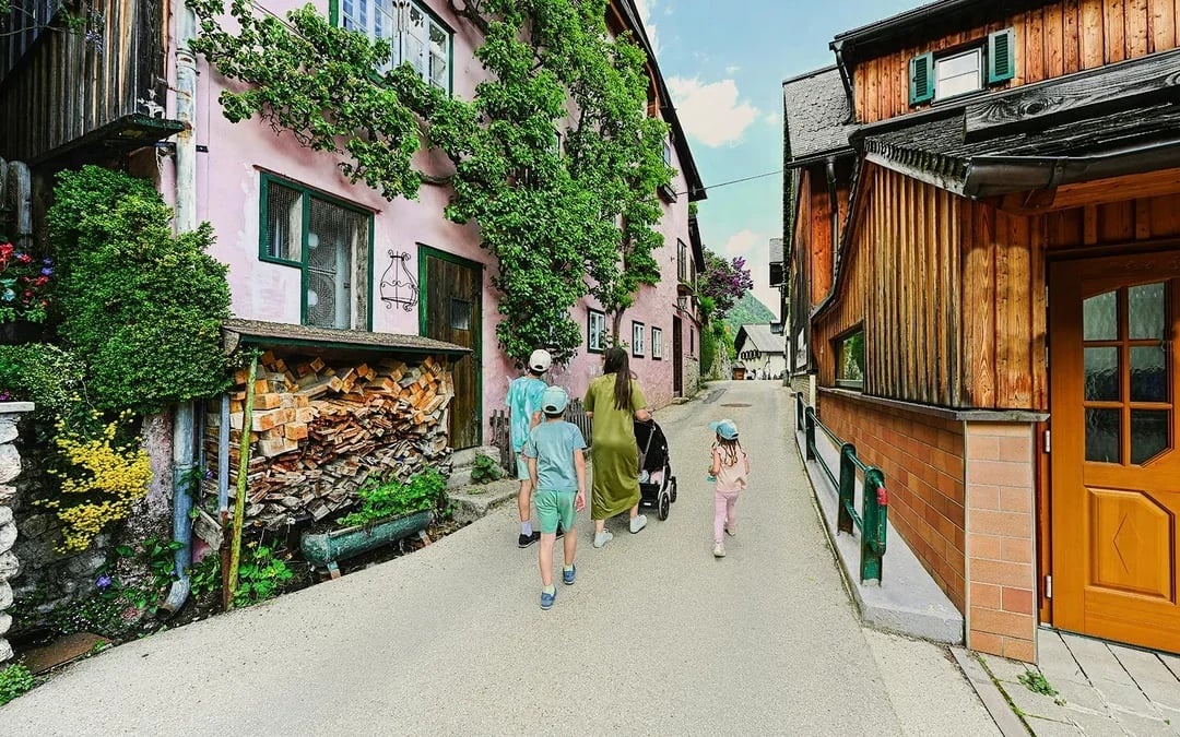 From Vienna: Hallstatt Day Trip by Bus
 Image 7