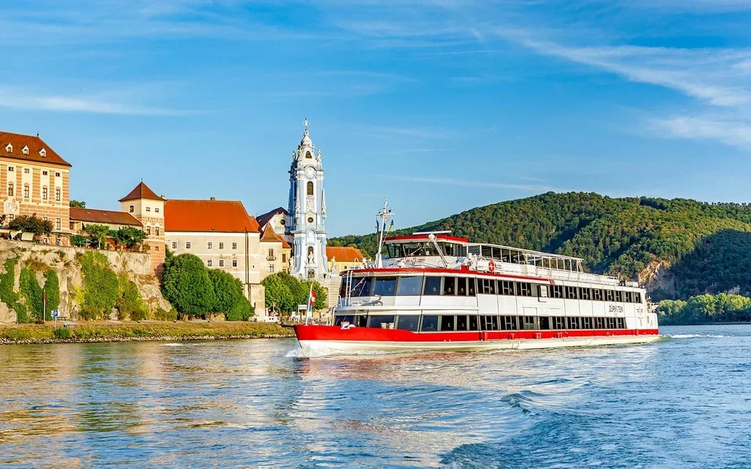 From Vienna: Wachau, Melk Abbey & Danube Valley Day Trip
 Image 8