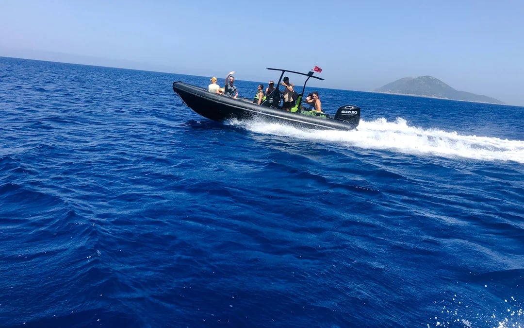 From Vlore: Blue Gem Cave and Grama Bay Speedboat Tour with Snorkeling Image 5