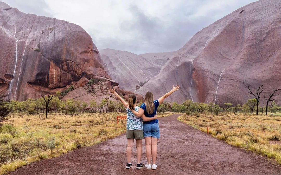 From Yulara/Ayers Rock: 2 Day Uluru & Kata Tjuta Outback Camping Adventure Tour Image 7